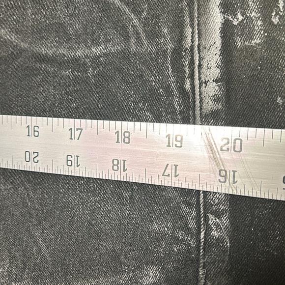 Men Reason +40 Supply Company - Picture 6 of 14